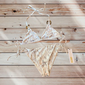 🌺AMUSE SOCIETY 🌺 ANDHRA HALTER & PRADISH SKIMPY